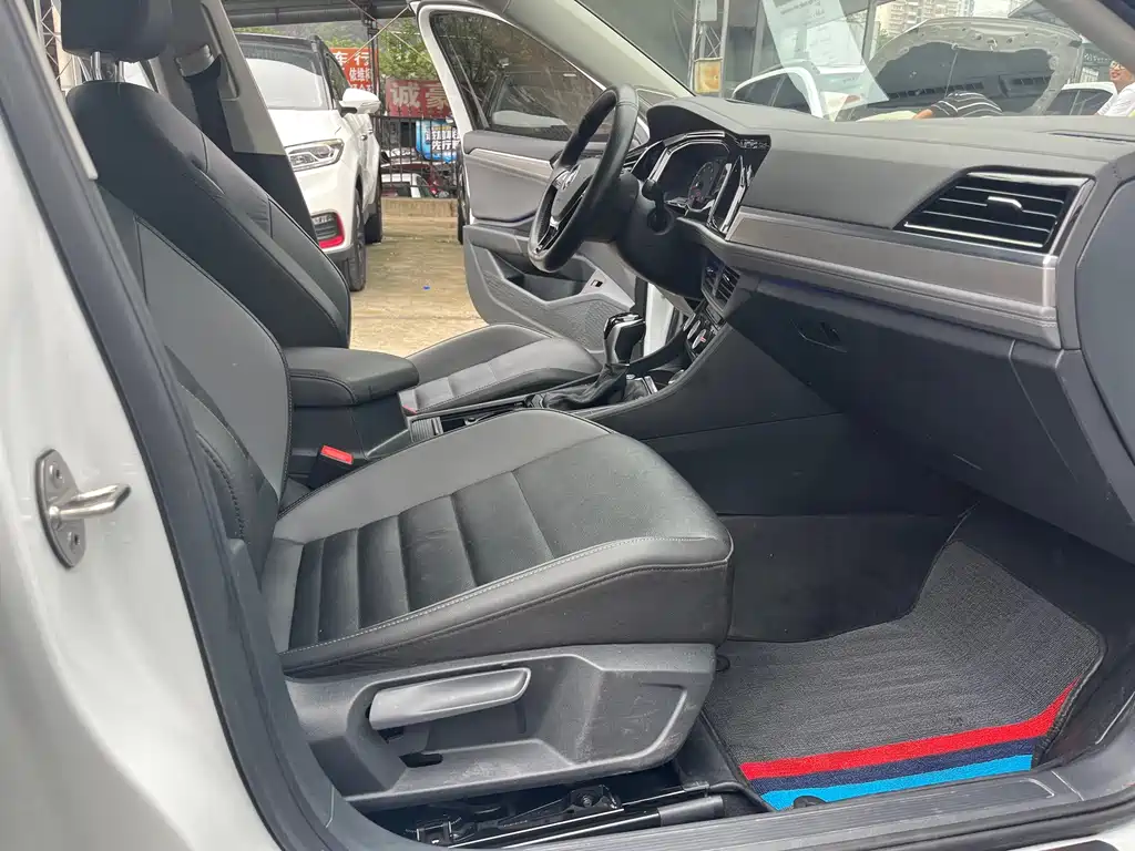 Volkswagen Sagitar — миниатюра 8