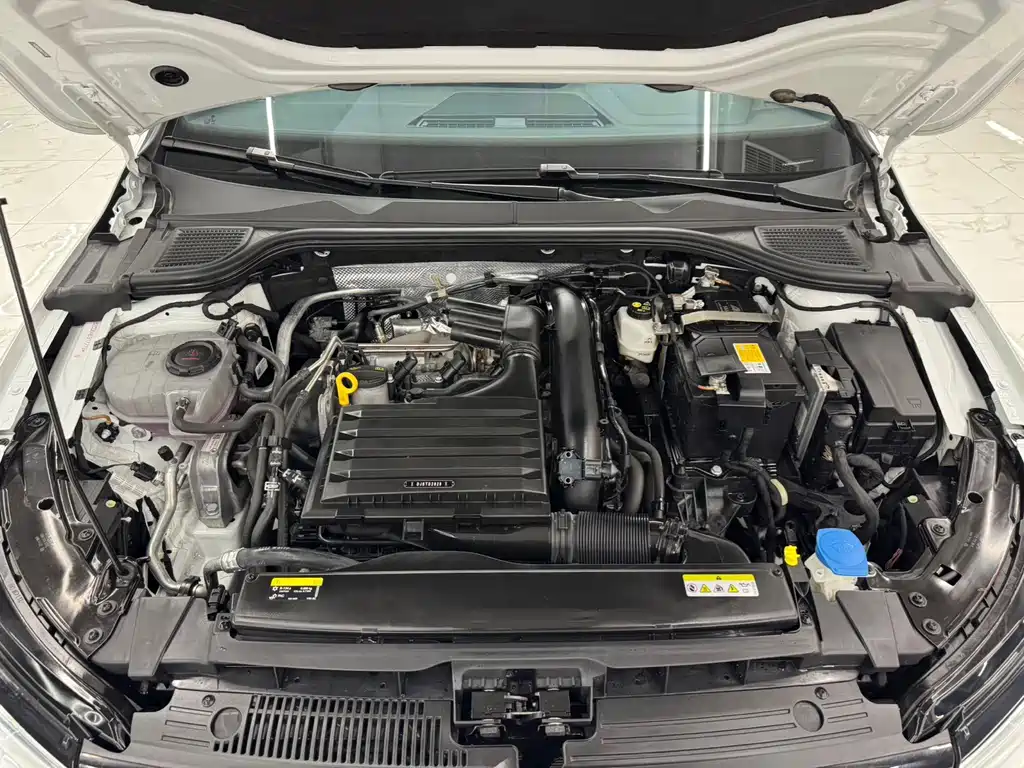Volkswagen Golf — миниатюра 16