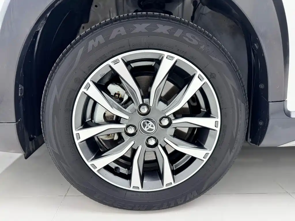 Toyota Yaris L — миниатюра 14