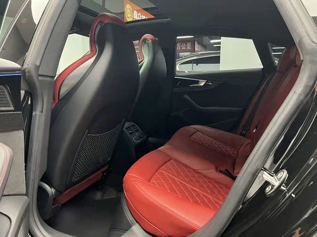 Audi S5 — миниатюра 5