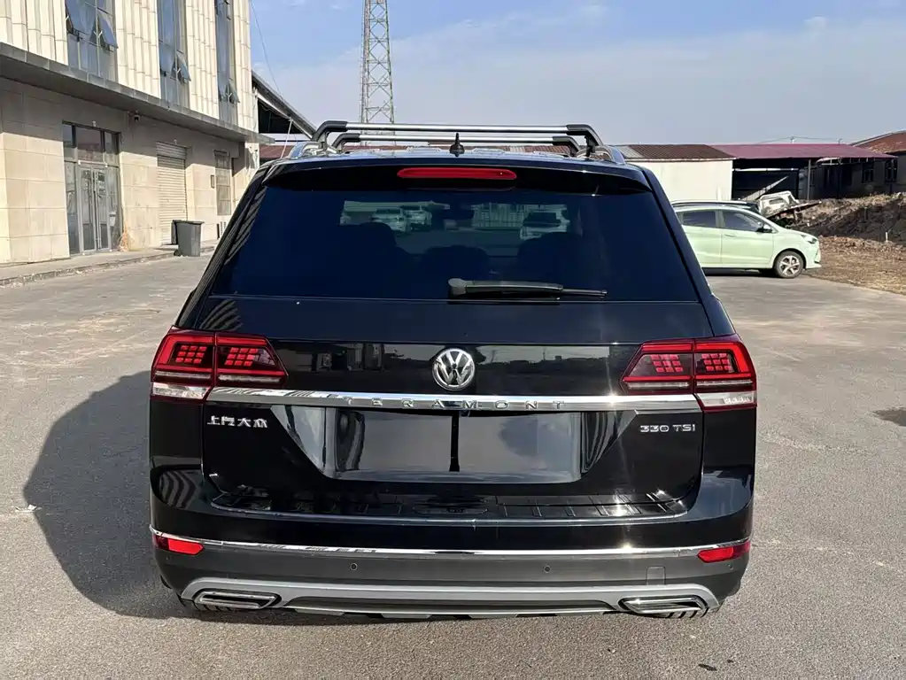 Volkswagen Teramont — миниатюра 5