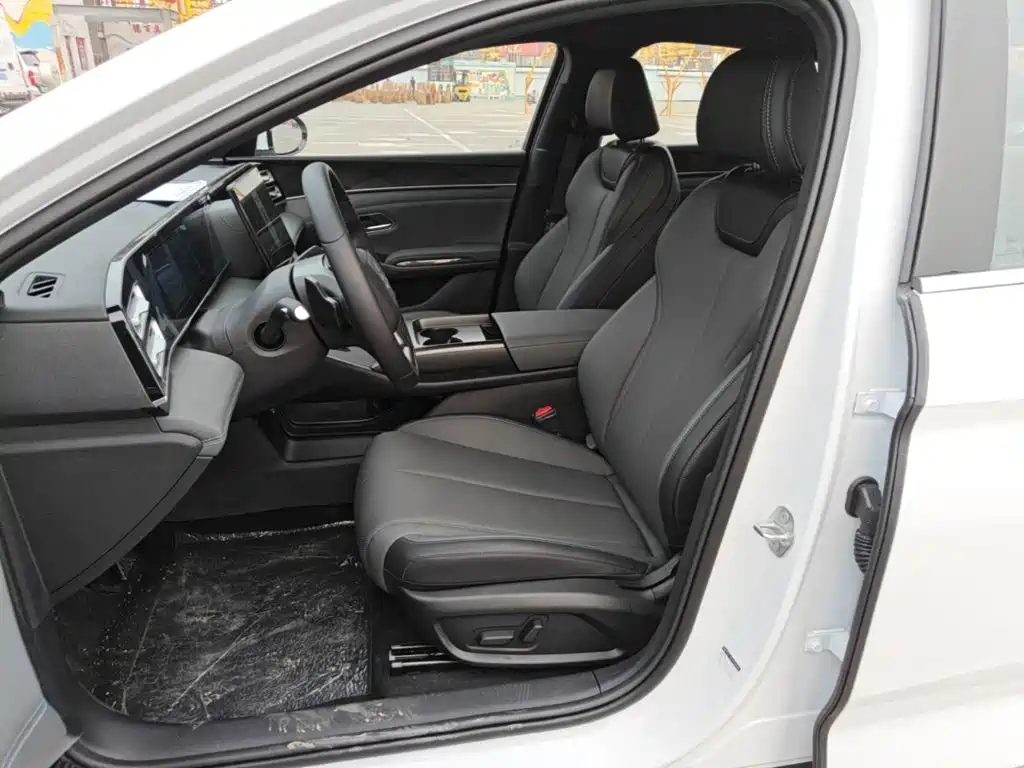 BYD Qin L — миниатюра 15