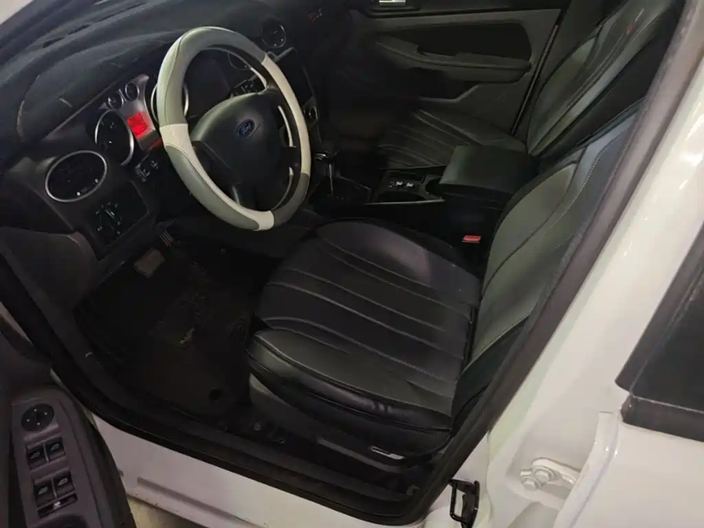 Ford Focus — миниатюра 15
