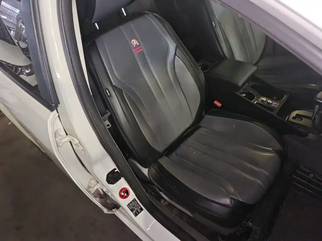 Ford Focus — миниатюра 25