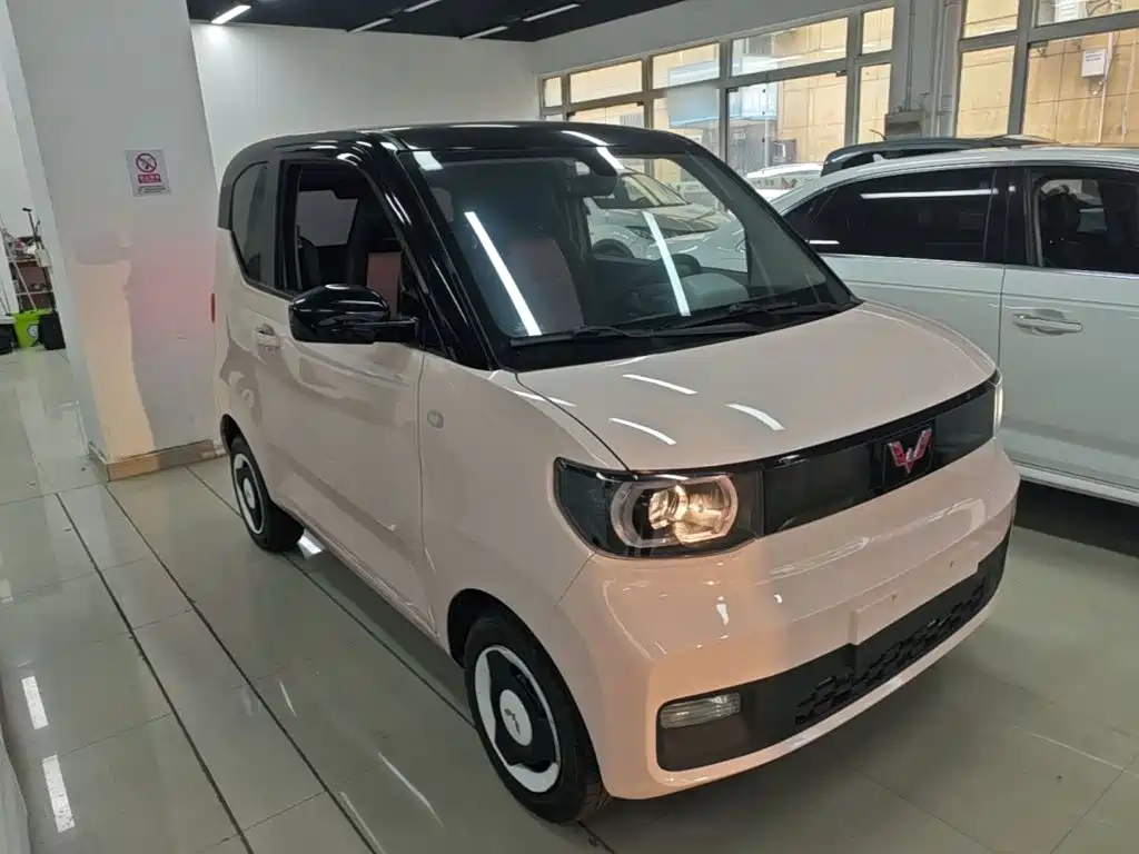 Wuling MINIEV — миниатюра 4