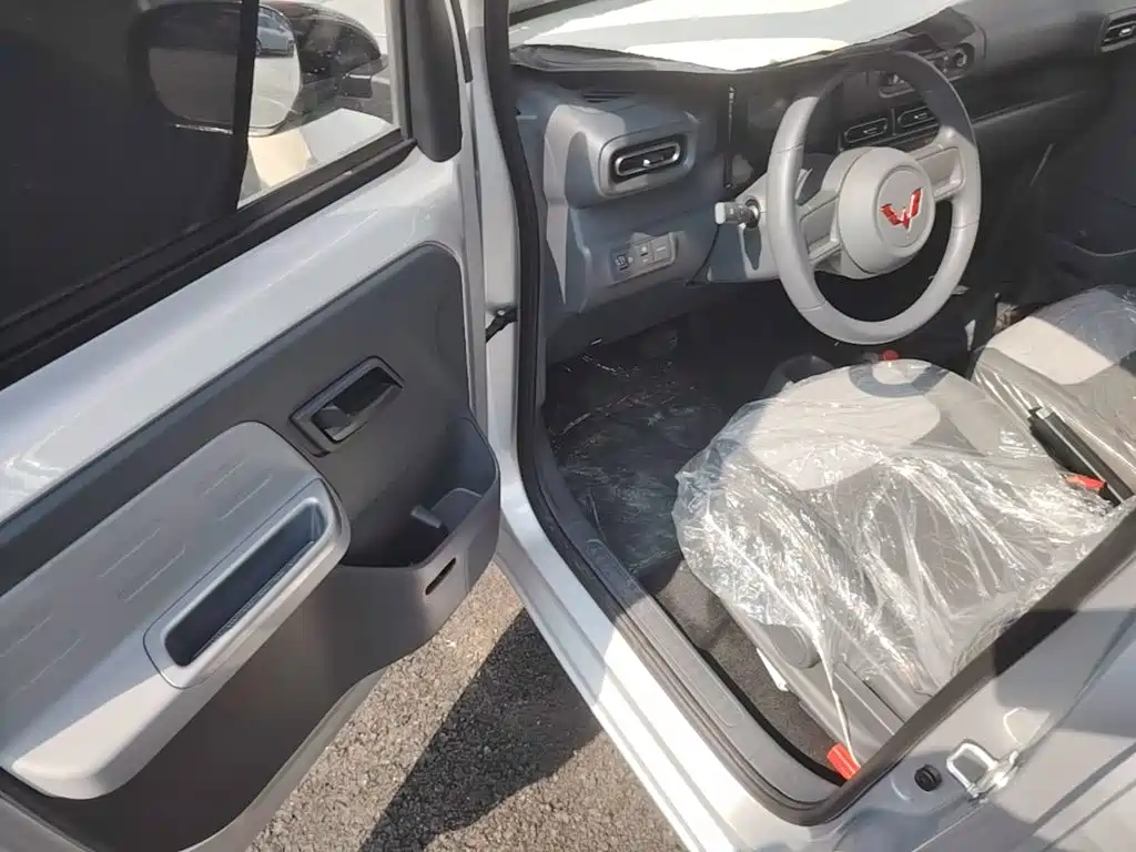 Wuling Zhiguang EV — миниатюра 16