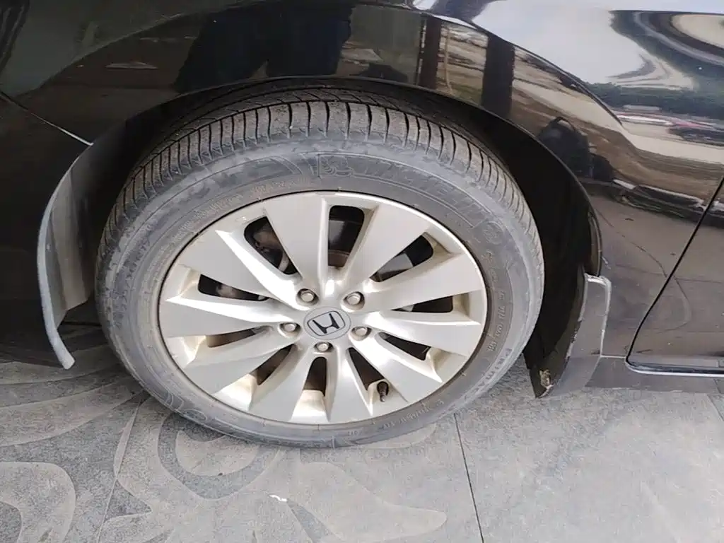 Honda Accord — миниатюра 23