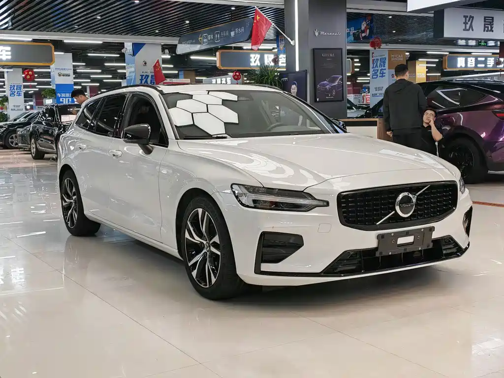 VOLVO V60