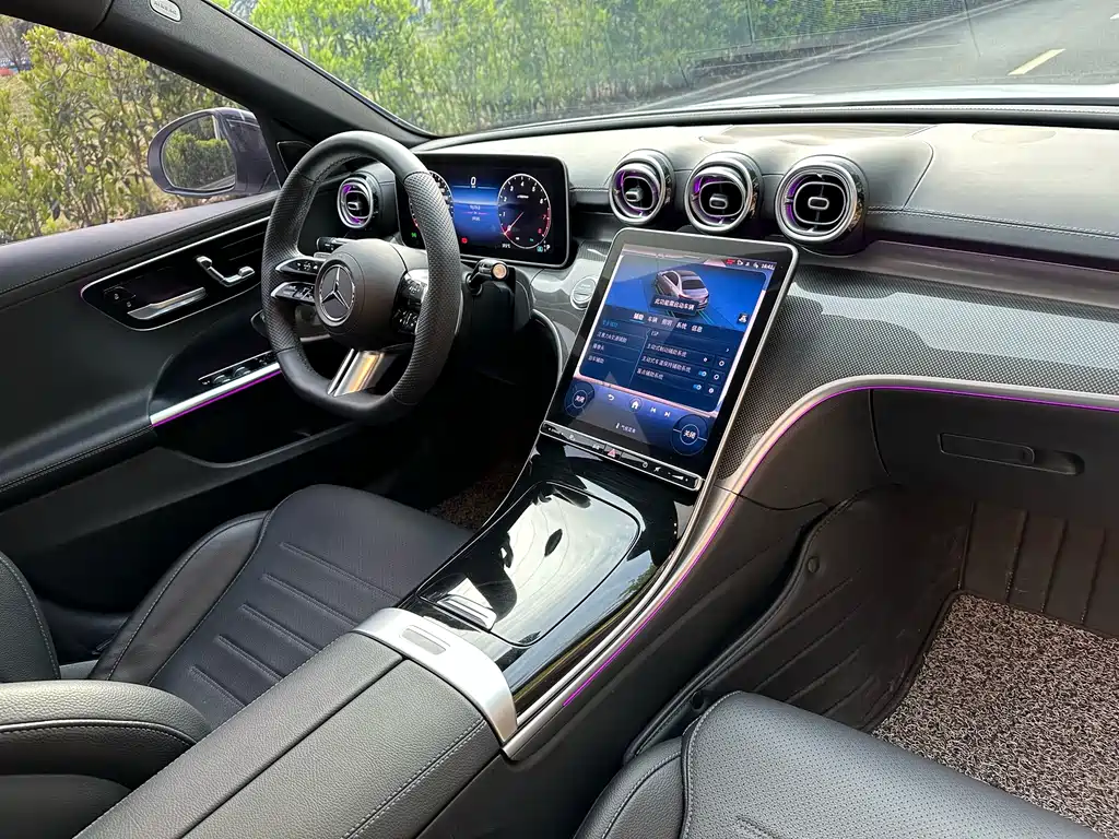 Mercedes-Benz C-Class — миниатюра 7