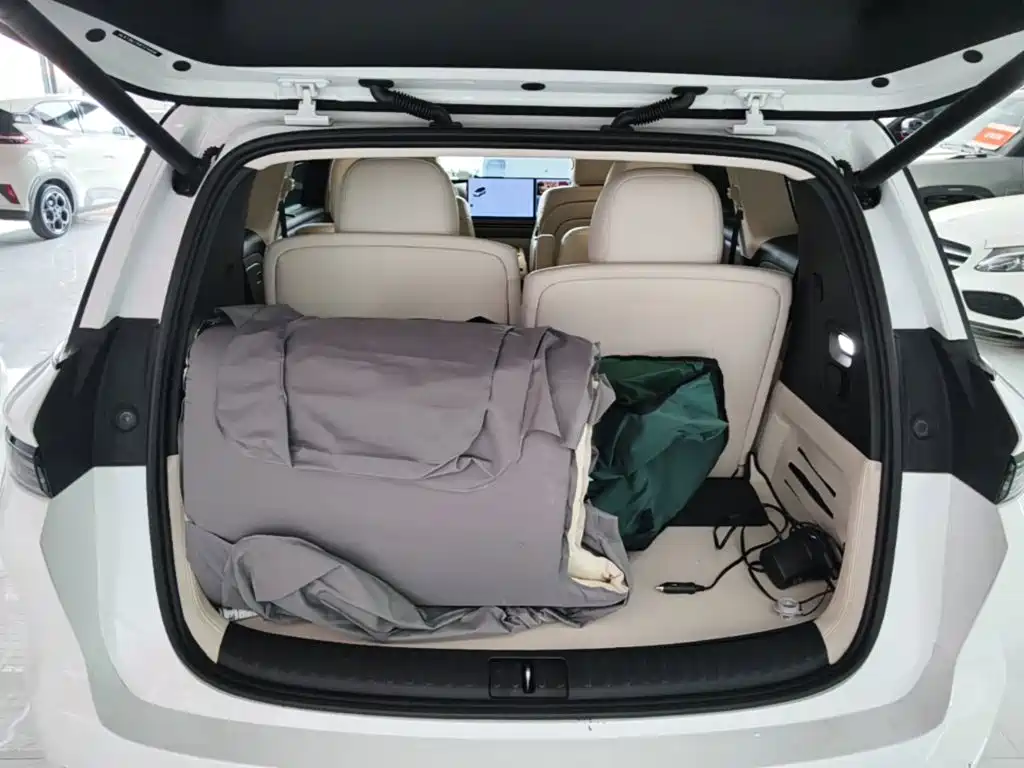 Li Auto Li i8 — миниатюра 19