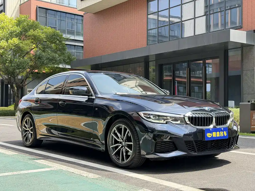 BMW 3 Series — миниатюра 3