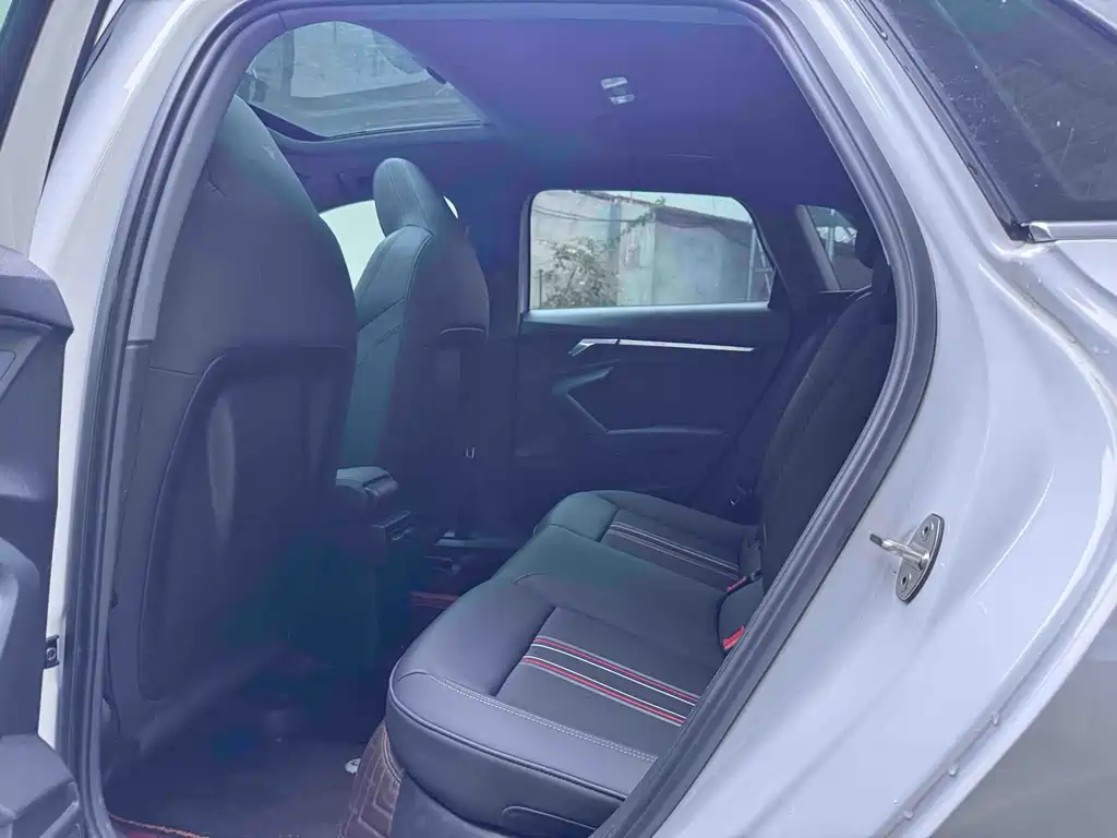 Audi A3 — миниатюра 8