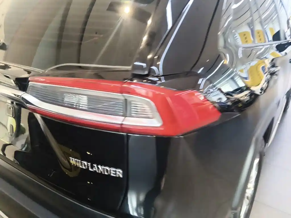 Toyota Wildlander — миниатюра 8