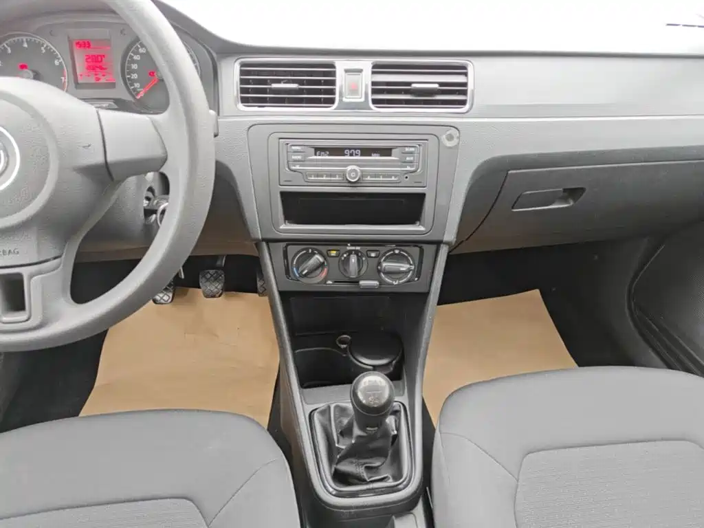 Volkswagen Santana — миниатюра 13