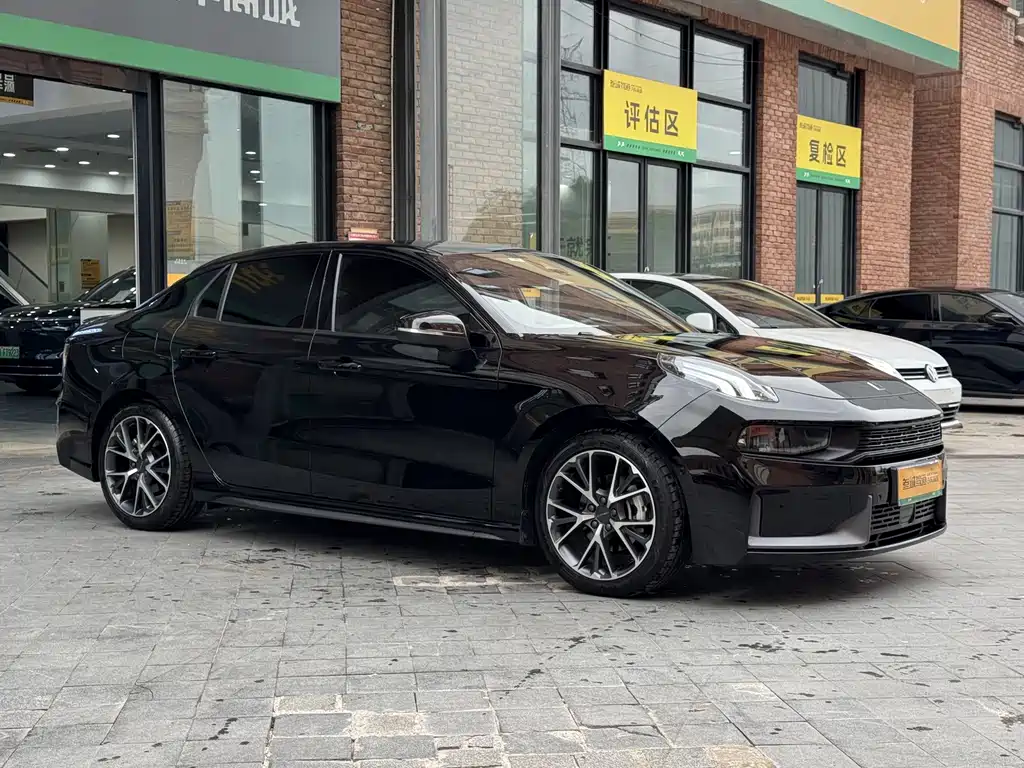 Lynk & Co 03 — миниатюра 3