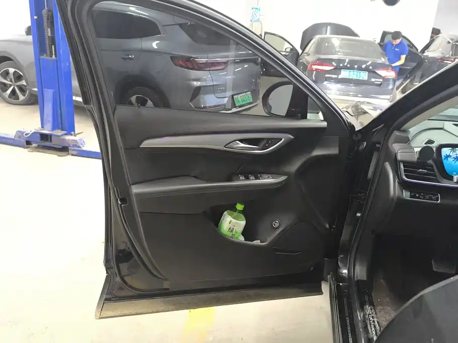 Buick Envision Plus — миниатюра 7