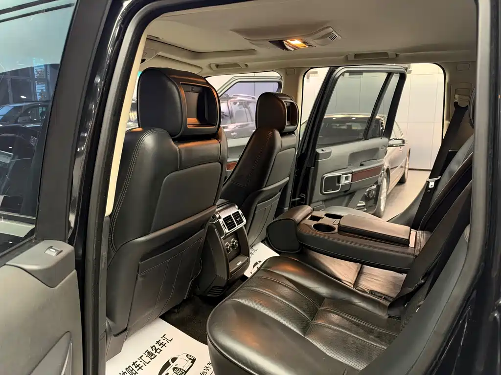 Land Rover Range Rover — миниатюра 11