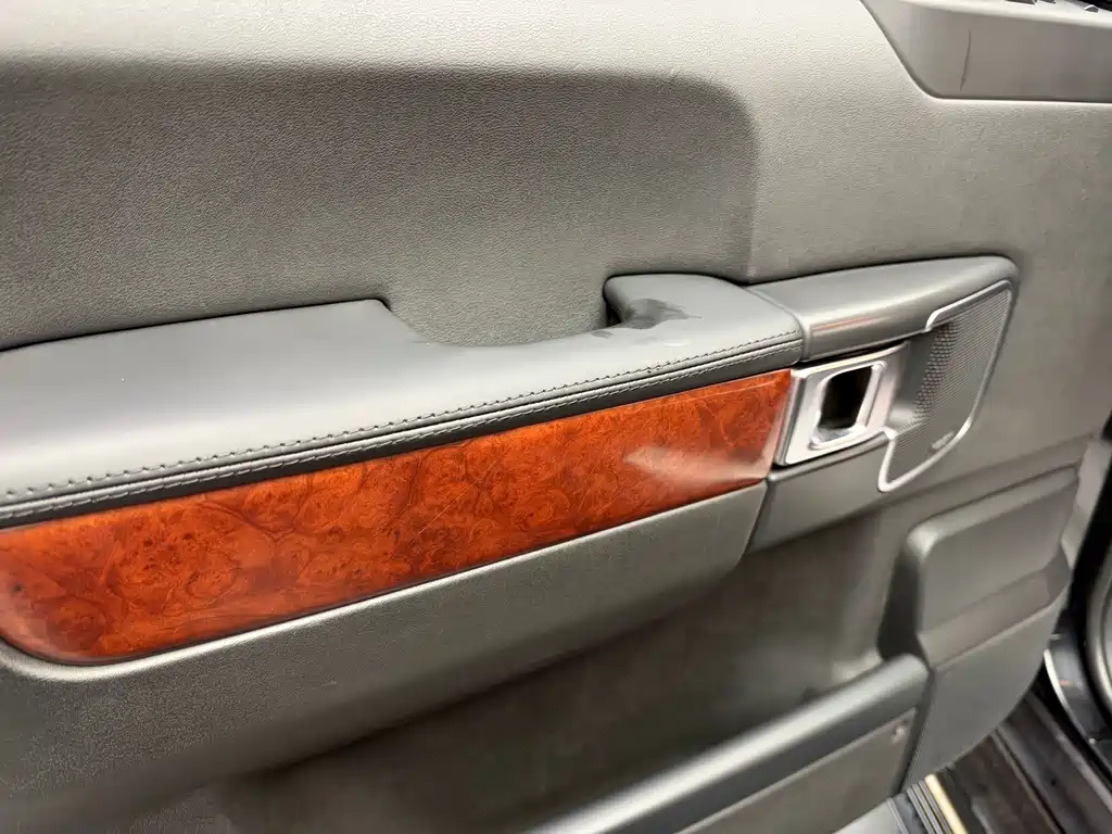 Land Rover Range Rover — миниатюра 12
