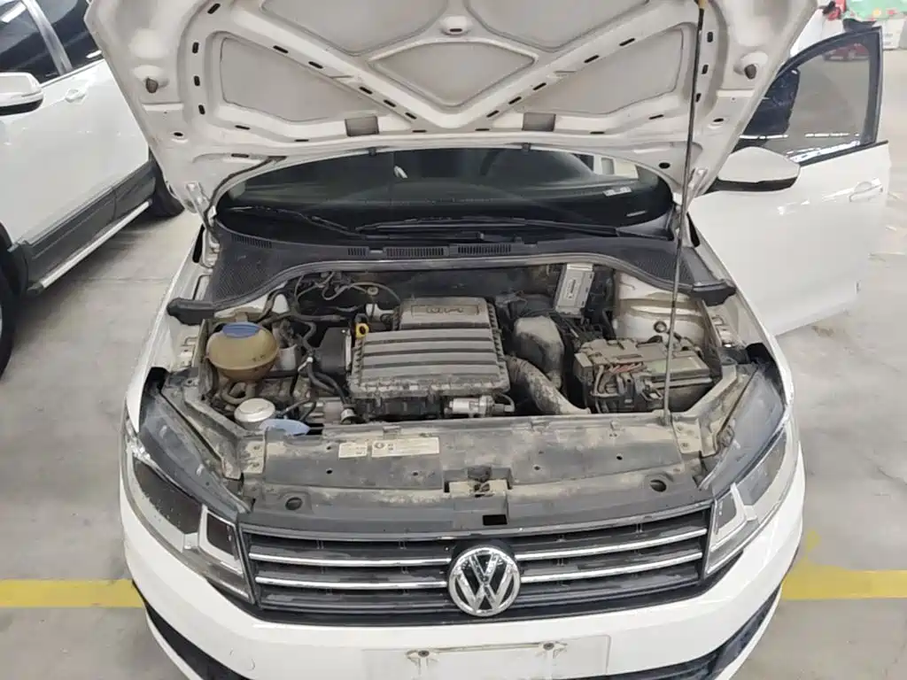 Volkswagen Santana — миниатюра 20