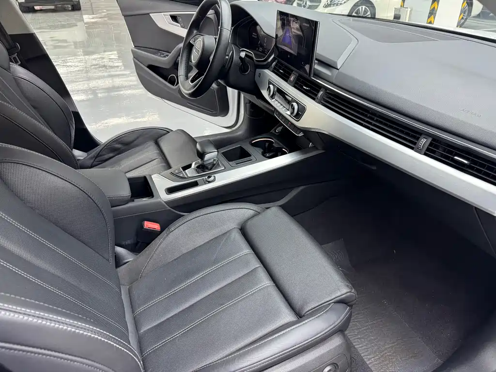 Audi A4L — миниатюра 7