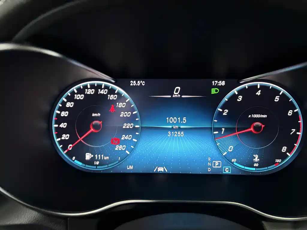 Mercedes-Benz GLC — миниатюра 16
