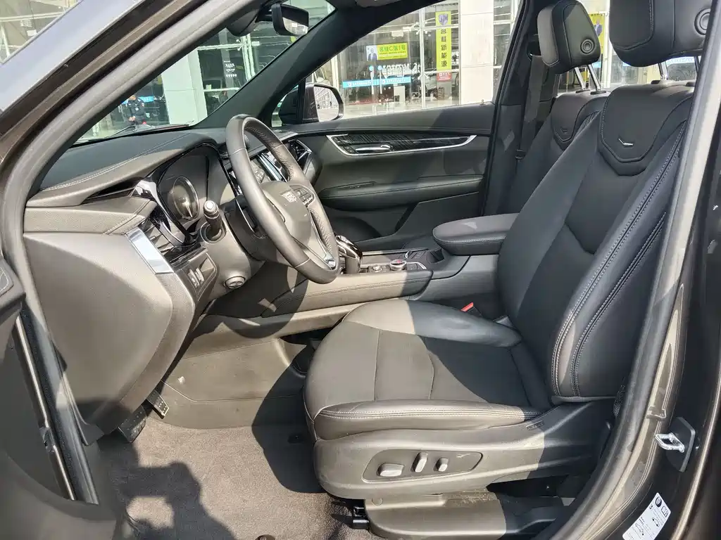 Cadillac XT6 28T 6-seat Luxury Type, фото 9