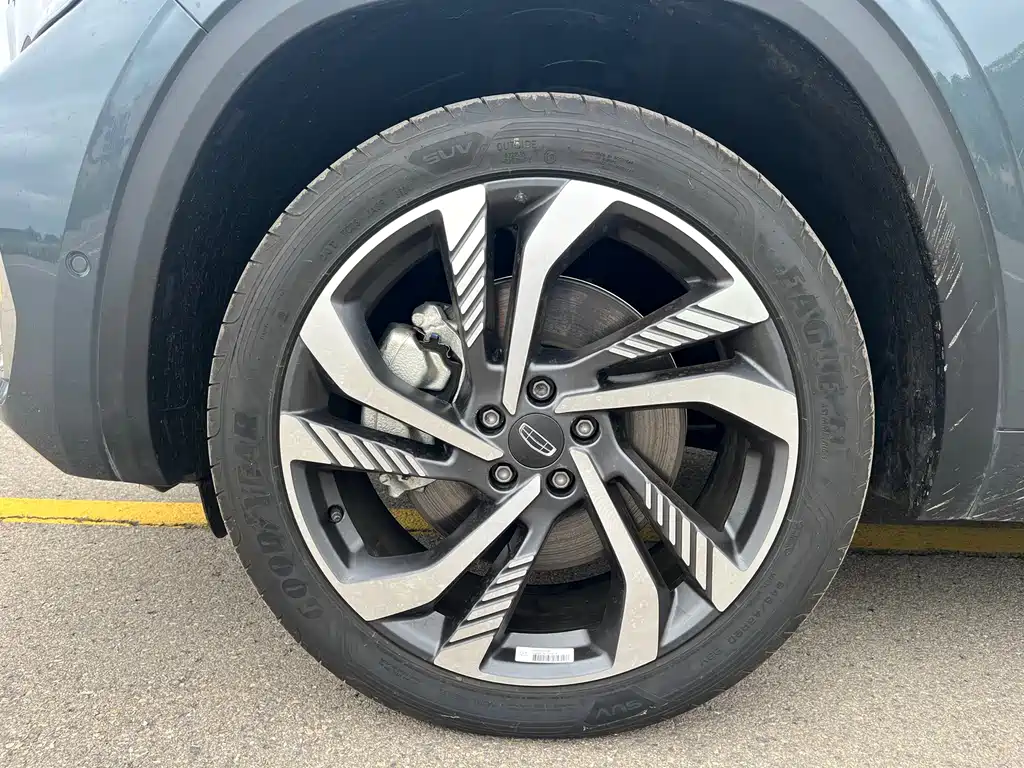 Geely Monjaro L 2021 2.0TD AT Flagship