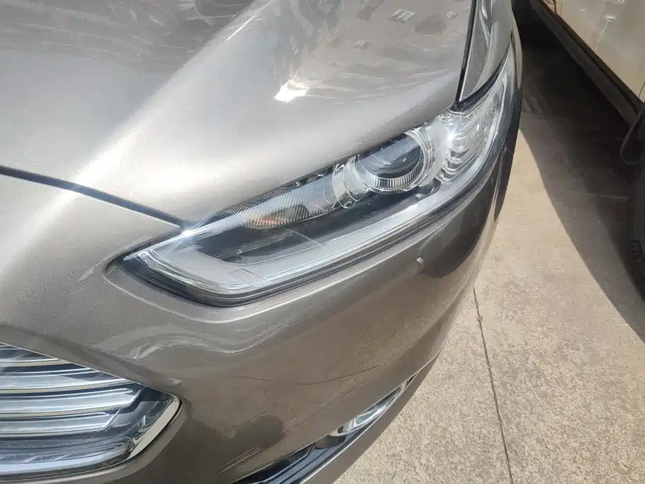 Ford Mondeo — миниатюра 5