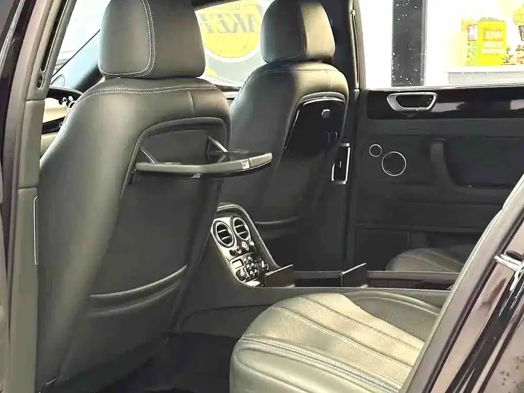 Bentley Flying Spur 2012 6.0T