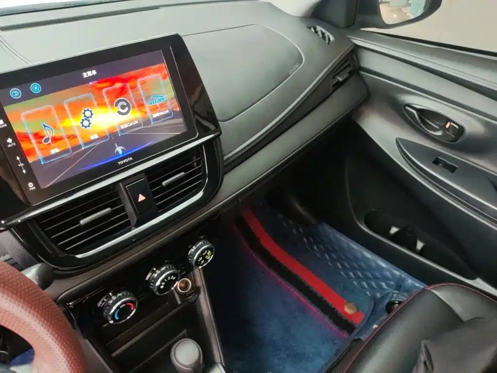 Toyota Vios FS — миниатюра 13