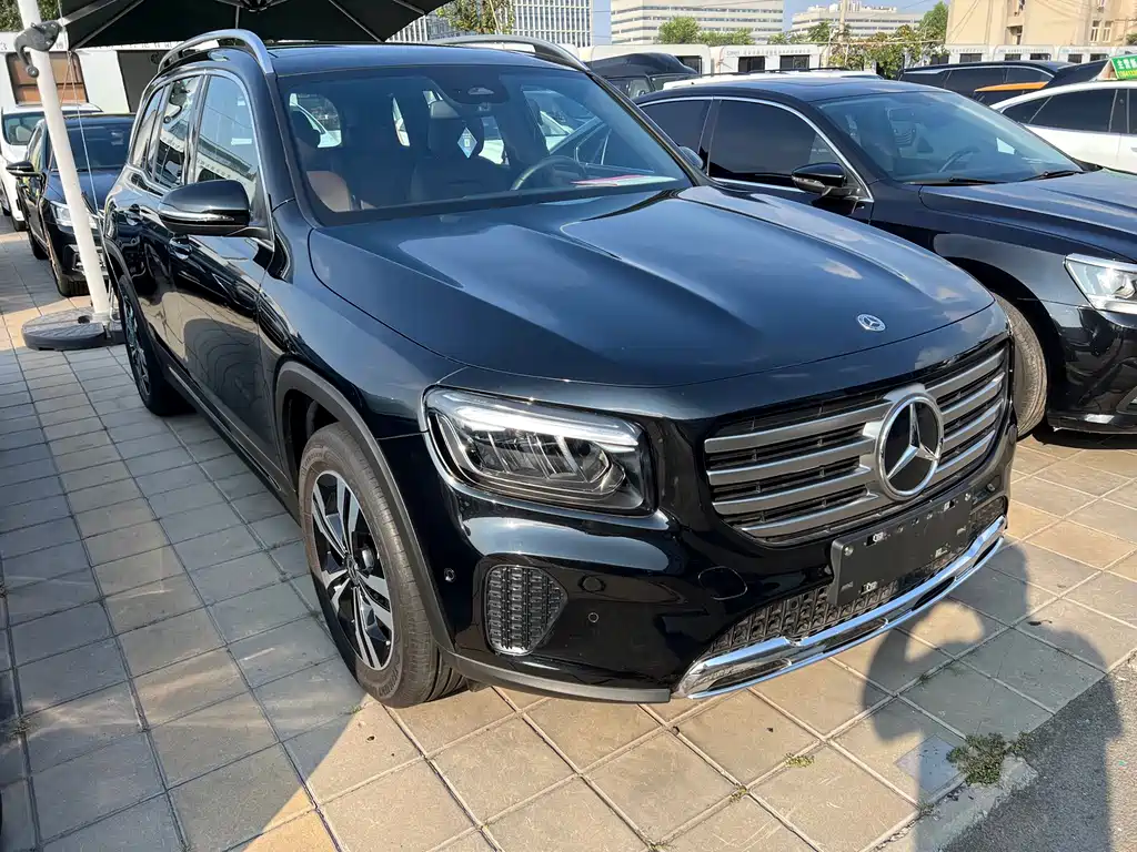 Mercedes-Benz GLB — миниатюра 3