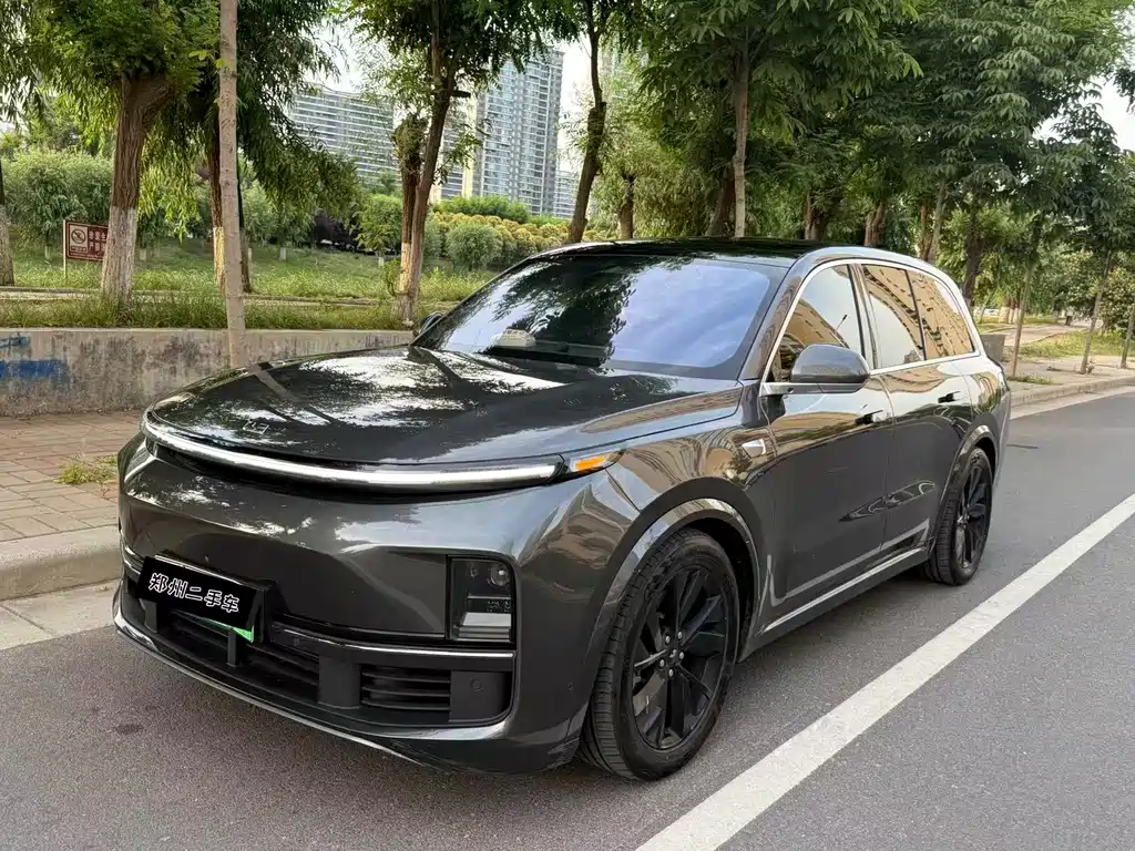 Li Auto L8 2023 Pro