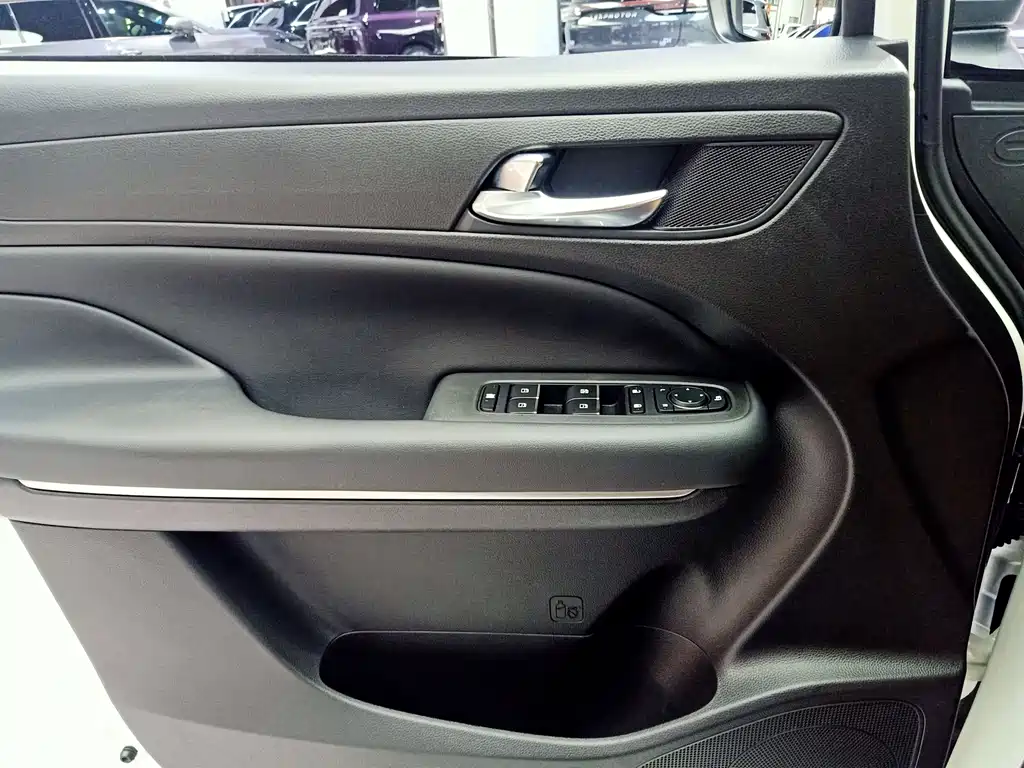 GAC Motor Trumpchi M6 — миниатюра 14