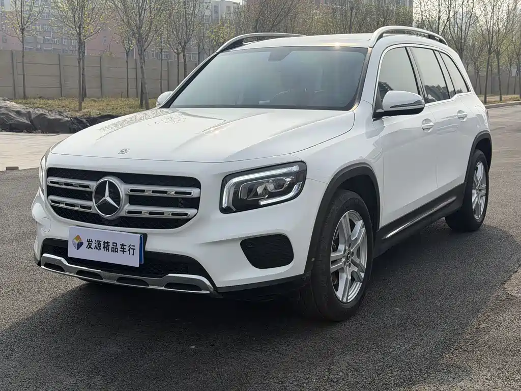 Mercedes-Benz GLB 2023