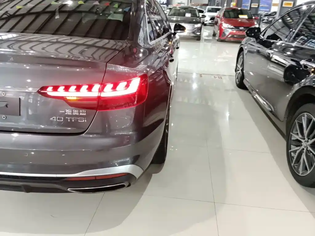 Audi A4L — миниатюра 8
