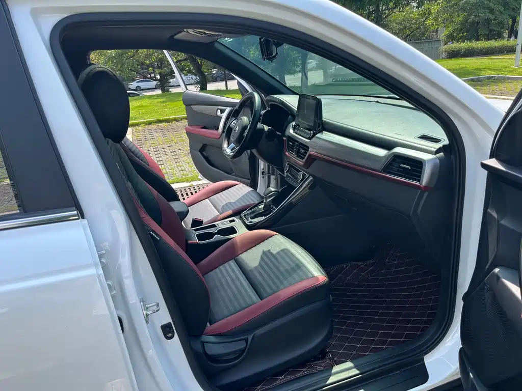 Kia Sportage — миниатюра 10