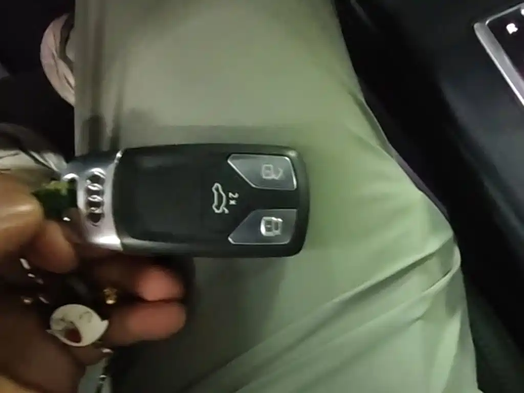 Audi A4L — миниатюра 9