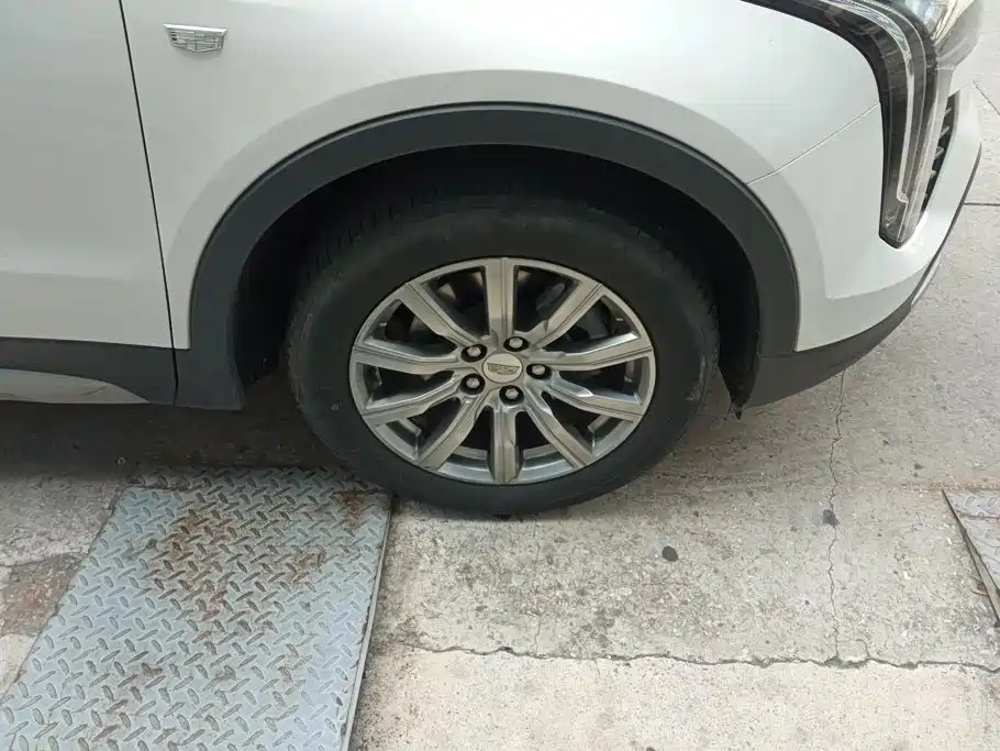 Cadillac XT4 — миниатюра 6