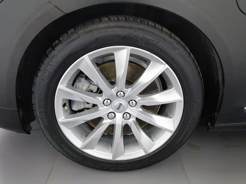 Volvo S90 PHEV — миниатюра 17