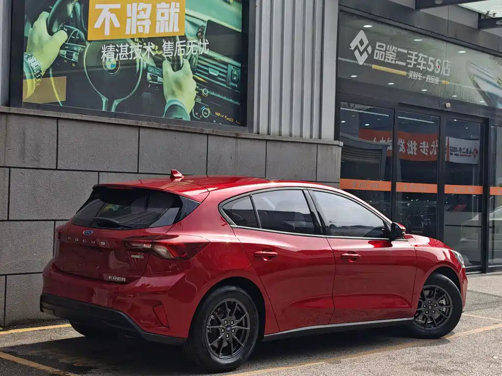 Ford Focus — миниатюра 4