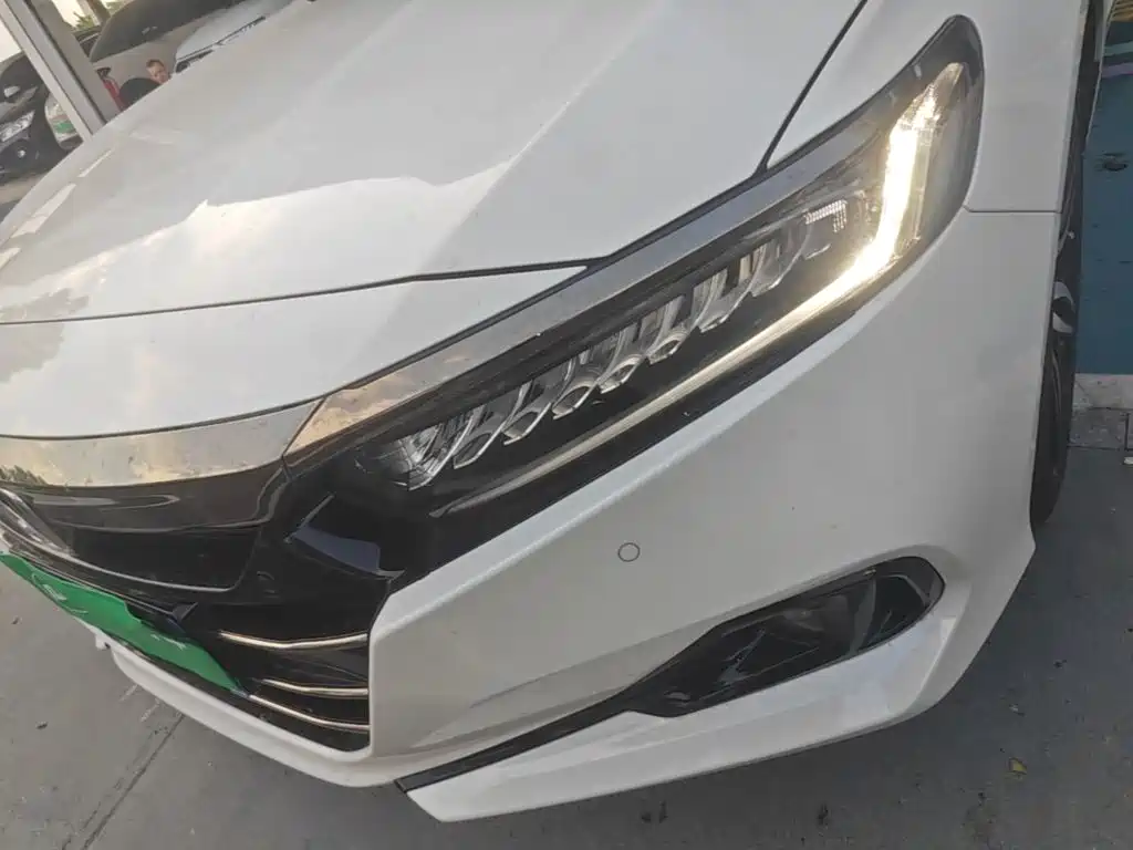 Honda Accord — миниатюра 24