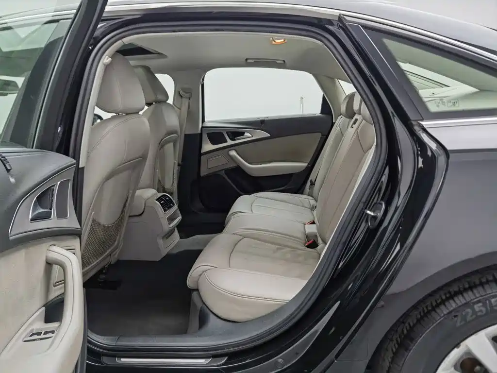 Audi A6L — миниатюра 15