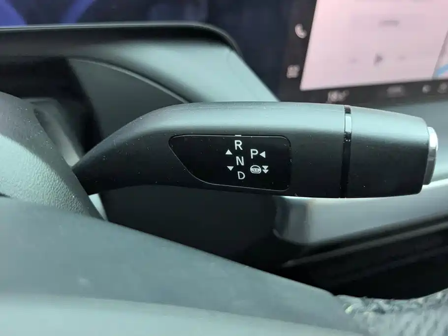 XPeng P7 — миниатюра 16