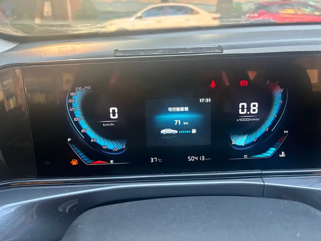 Changan Eado — миниатюра 4