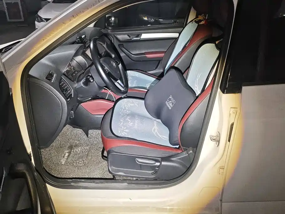 Skoda Fabia — миниатюра 9