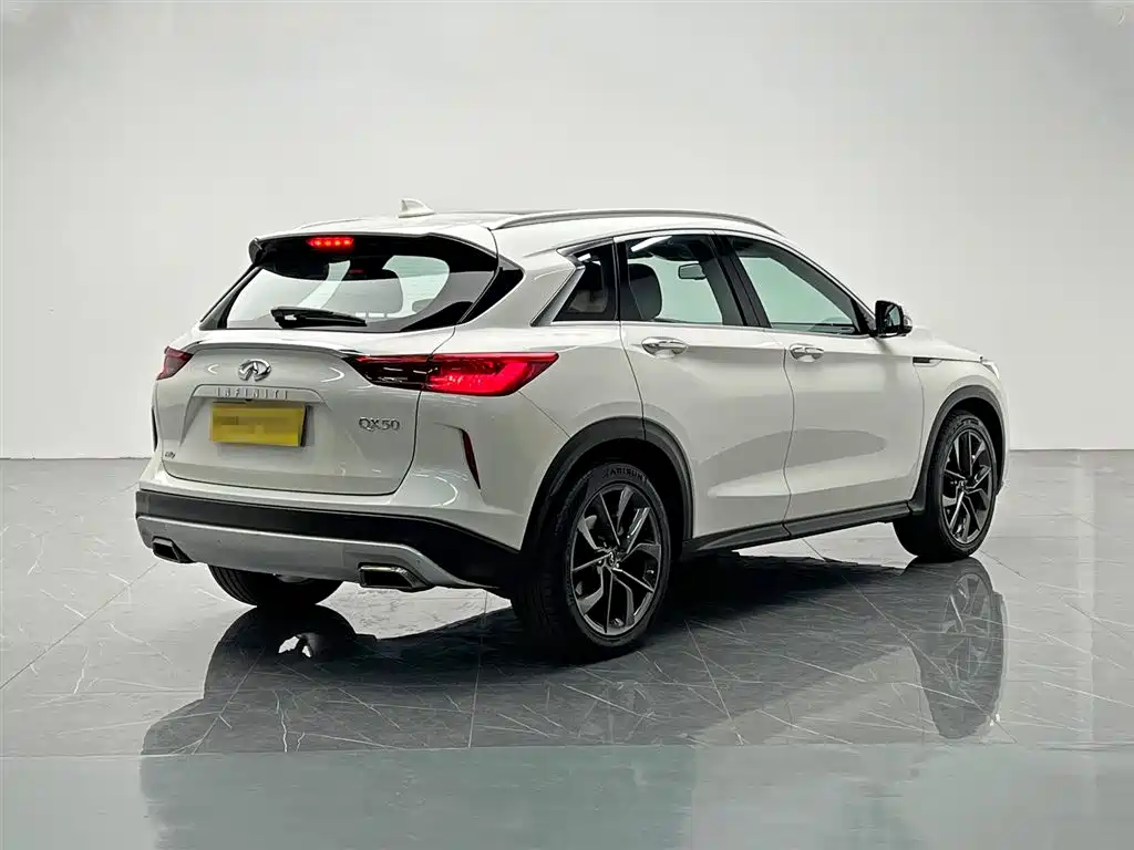 Infiniti QX50 2018 2.0T