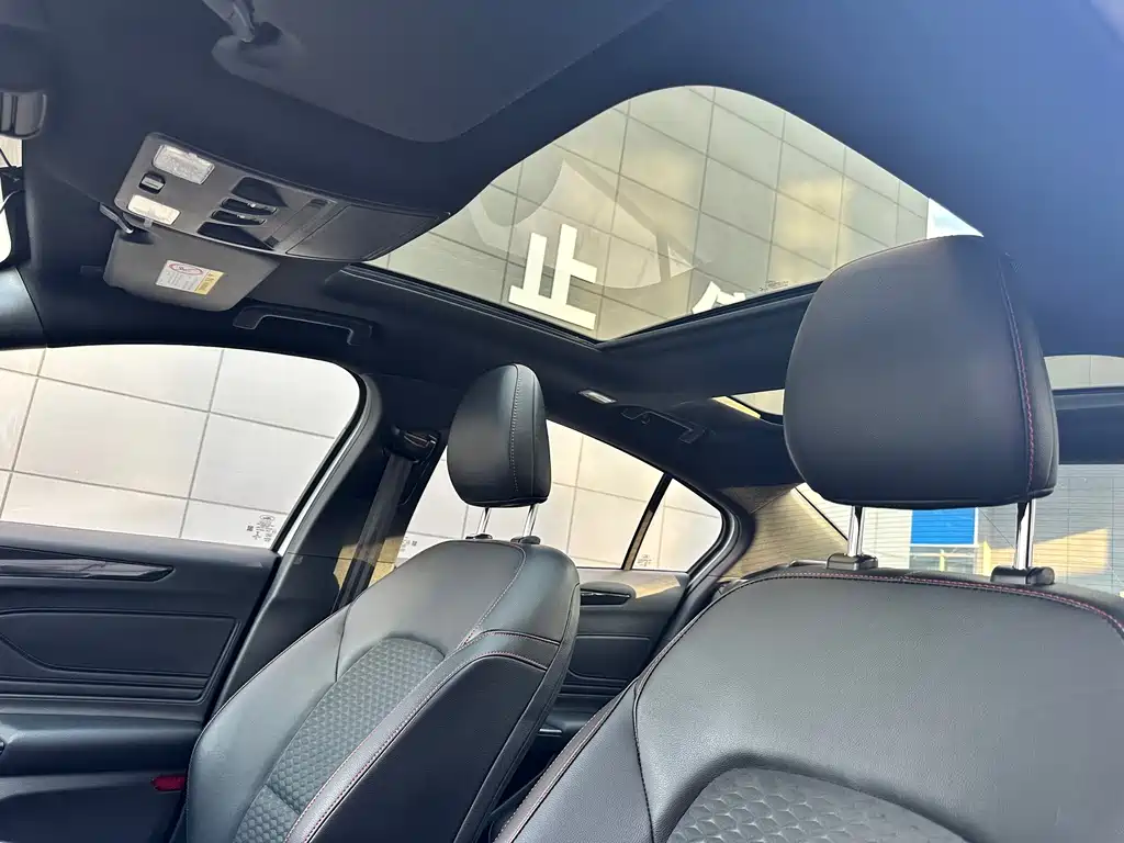 Ford Focus — миниатюра 19