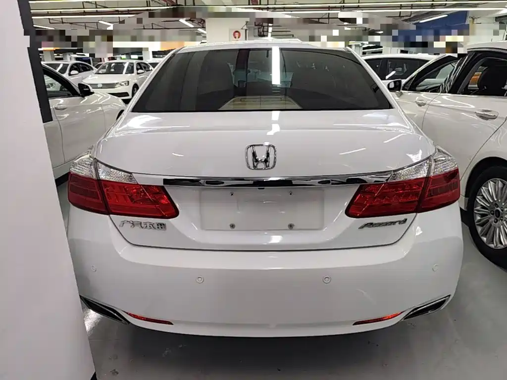 Honda Accord — миниатюра 6
