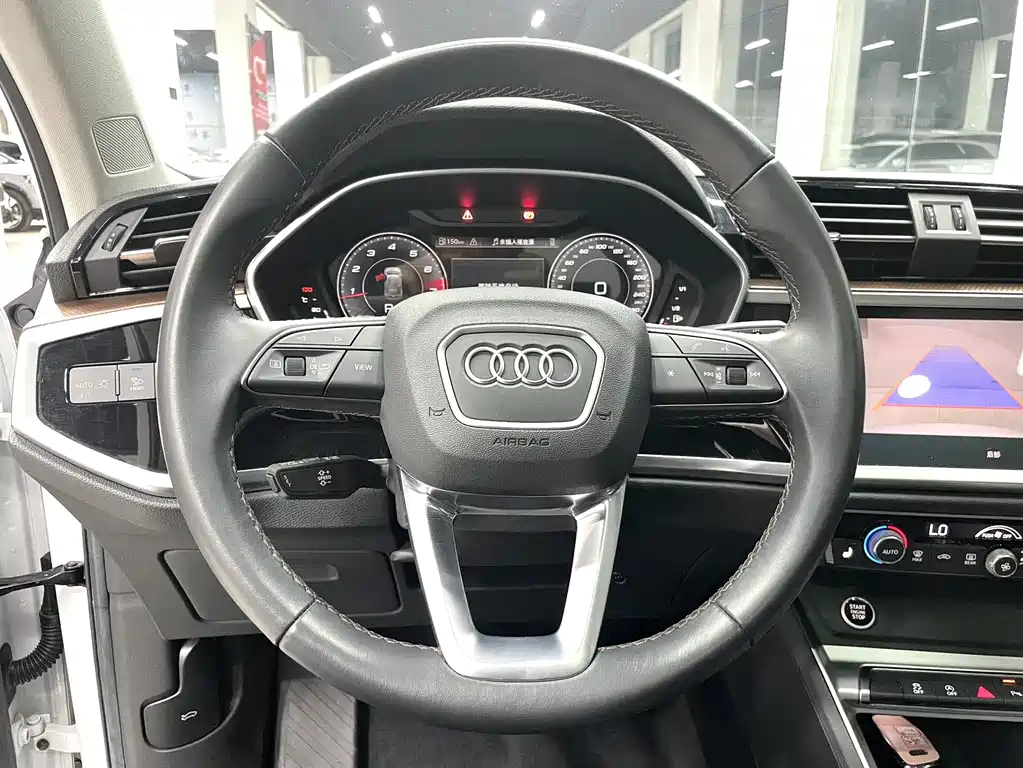 Audi Q3 2022 35 TFSI Fashion
