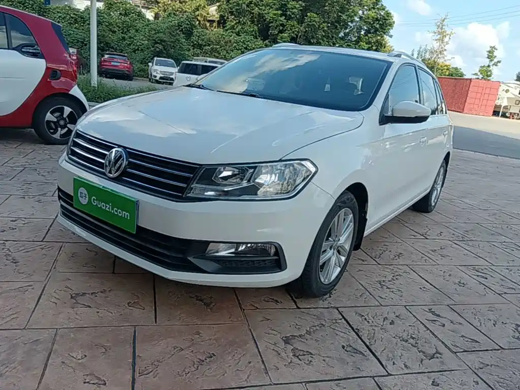 Volkswagen Santana — миниатюра 2